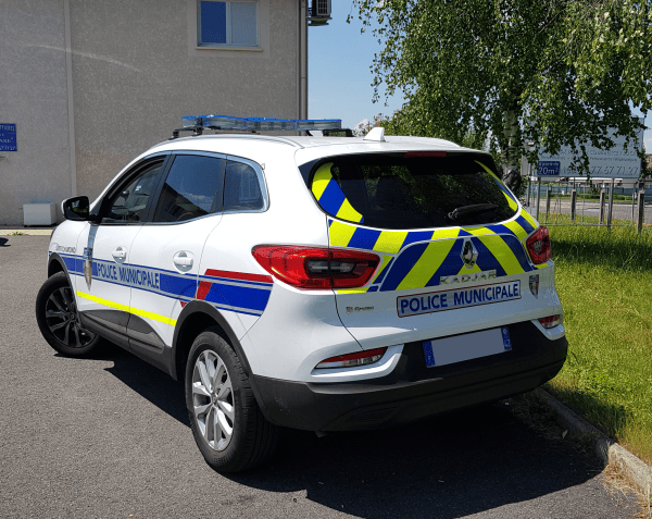 kadjar-22A2B4A85-BBCC-42B5-02FA-DFFE05C516CE.png